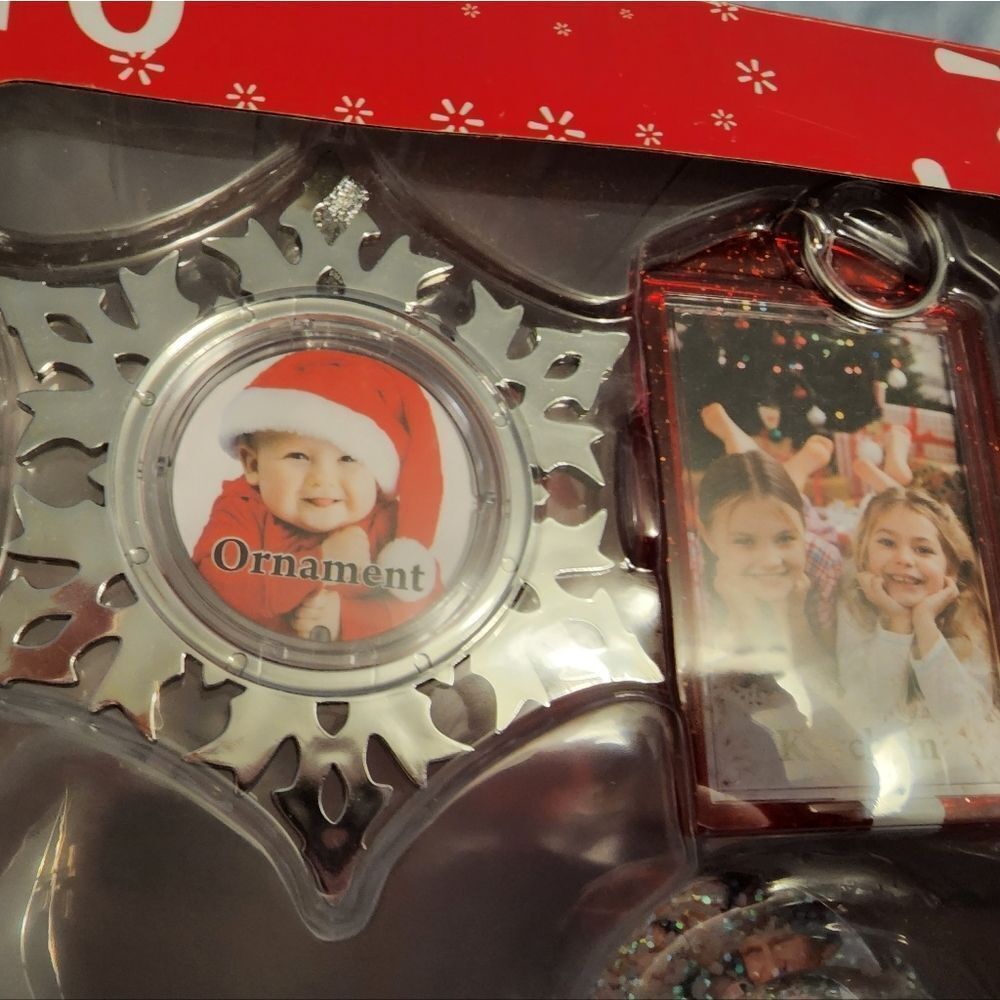 HOLIDAY Photo Gift Set, picture frames, picture globe. New in box - Picture 5 of 7